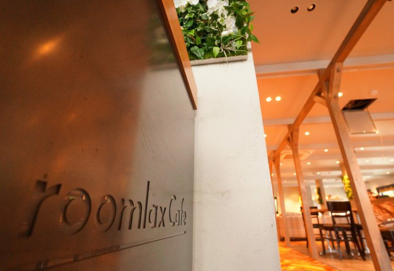 Roomlax cafe