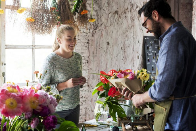フラワーショップの店舗内装ってどんなイメージ レイアウトのポイントをご紹介 店舗デザイン 店舗設計から内装工事までワンストップで対応 Ideal