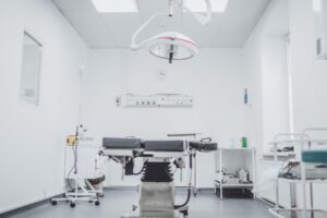 デンタルクリニック（歯医者）の開業と平均年収について解説