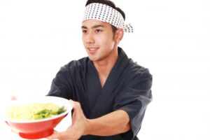 ラーメン屋経営は儲かる？廃業率・厳しい理由・戦略・事例を紹介