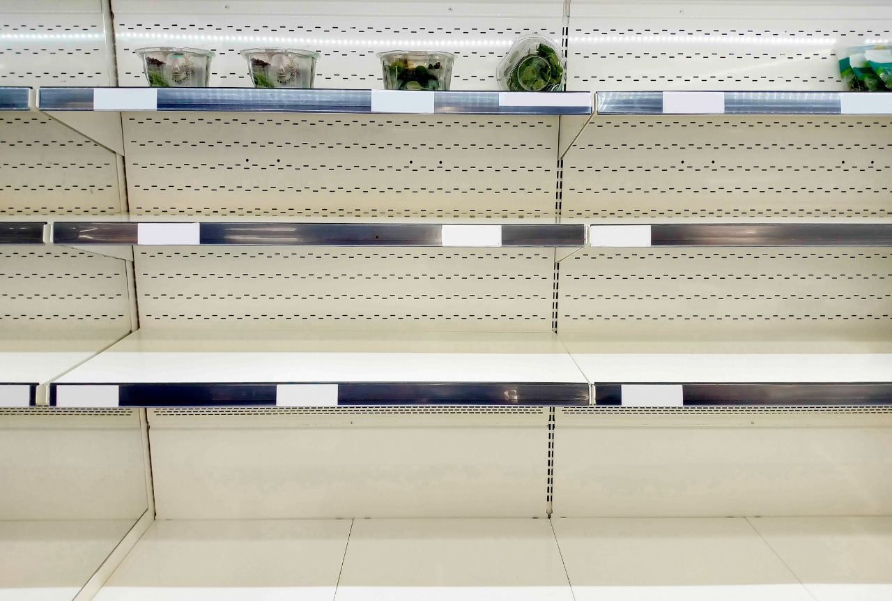 店舗什器を中古でそろえるという選択肢