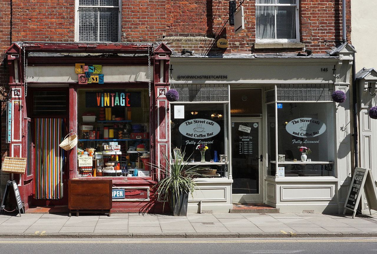 プレハブ工法で店舗を建てるとは?メリット・注意点と店舗づくりの基本知識
