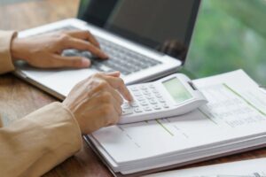 店舗の内装費は坪単価でいくらかかる？業種別の目安と考え方