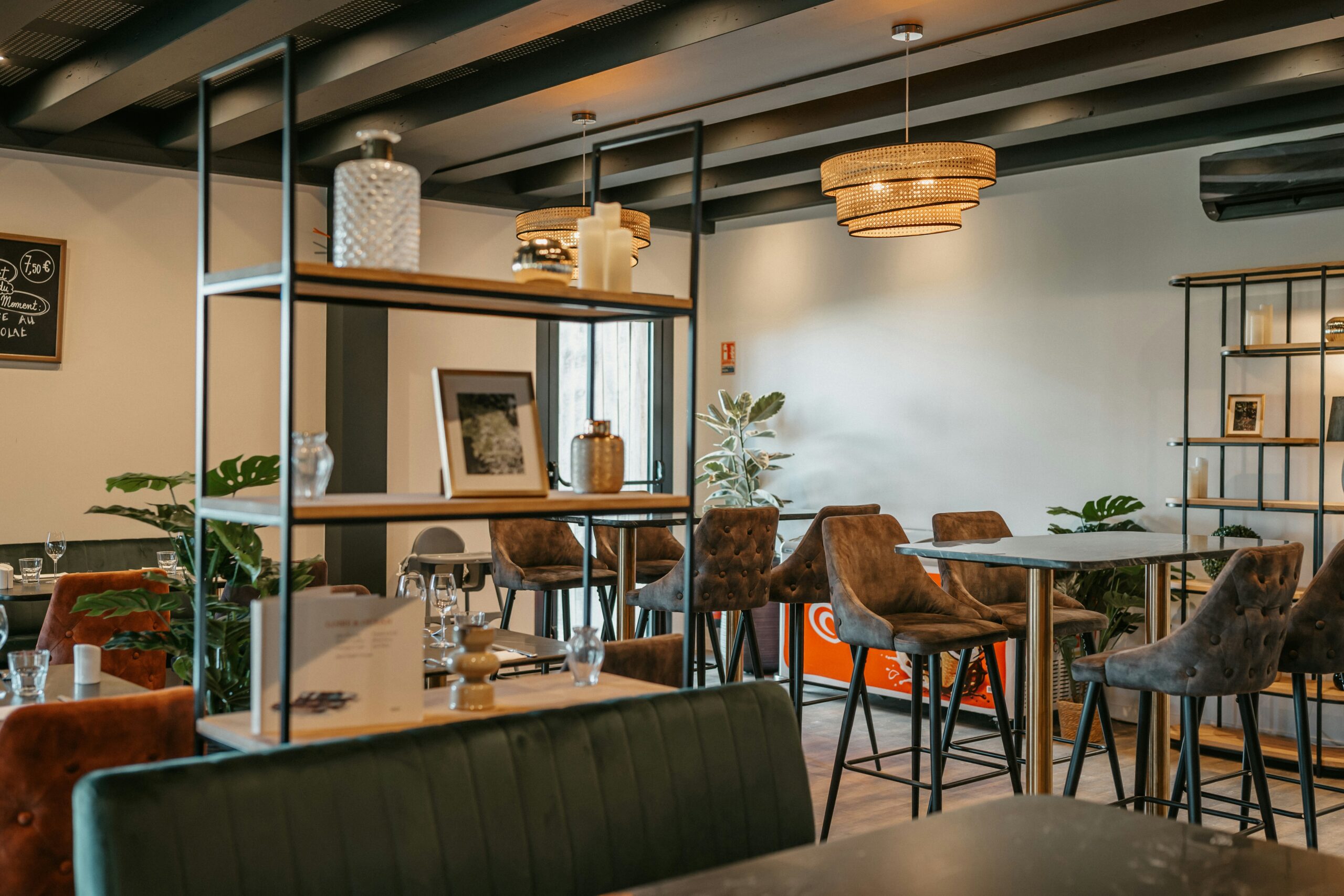 店舗内装コンセプト設計の基本｜開業前に決めるべき軸と具体化の手順